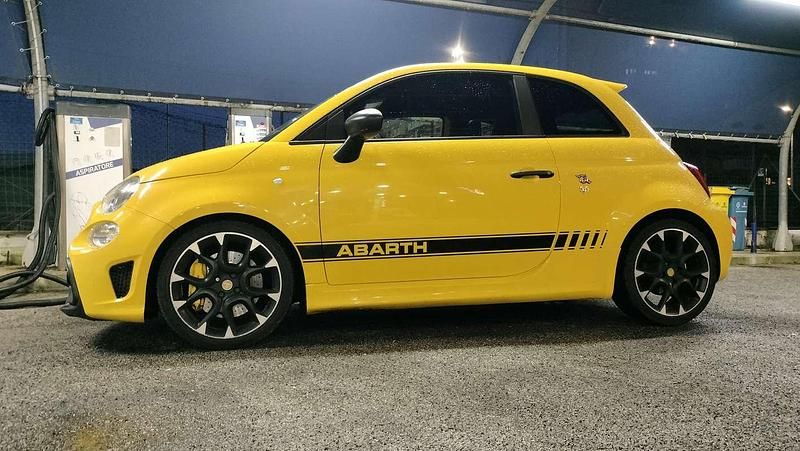 Usata Abarth 595 Competizione 179 CV (131 kW) 2020 Giallo Utilitaria