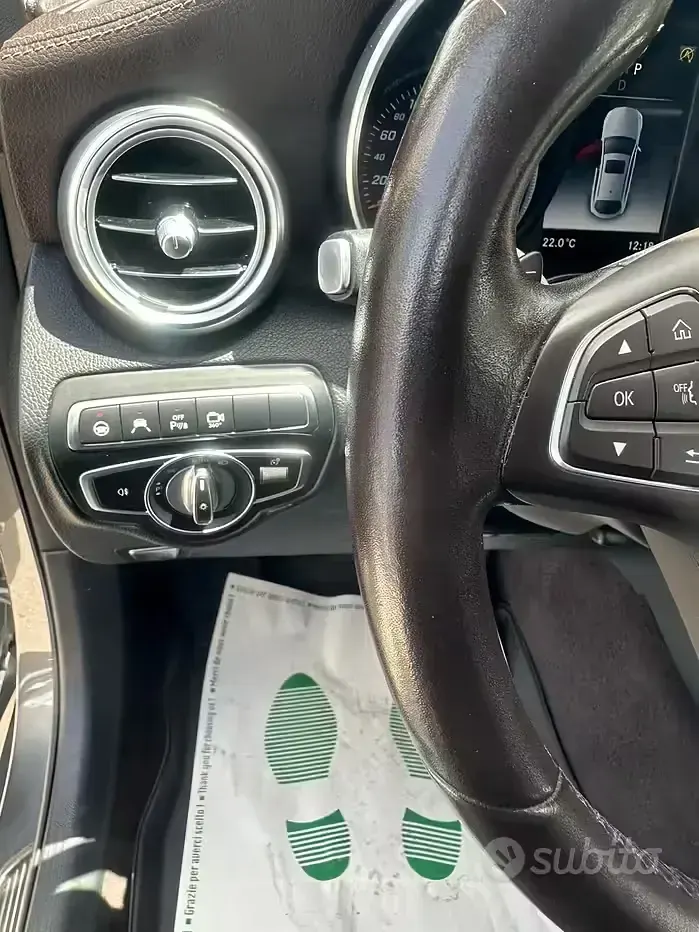 Usata Mercedes GLC250 Premium 204 CV (150 kW) 2019 Grigio SUV