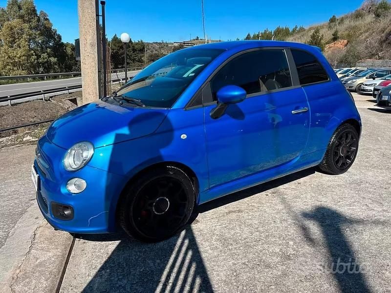Usata Fiat 500 Sport 105 CV (77 kW) 2015 Blu Utilitaria