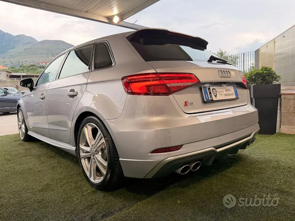 Usata Audi A3 300 CV (220 kW) 2020 Argento Berlina