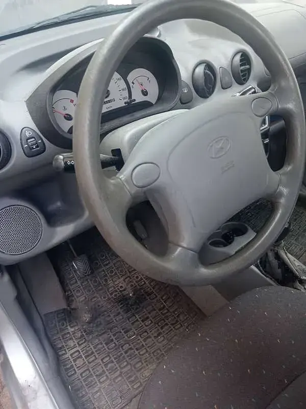 Usata Hyundai Atos Prime 58 CV (42 kW) 2003 Grigio Utilitaria