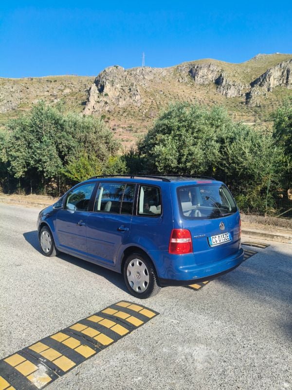 Usata VW Touran 101 CV (74 kW) 2005 Monovolume