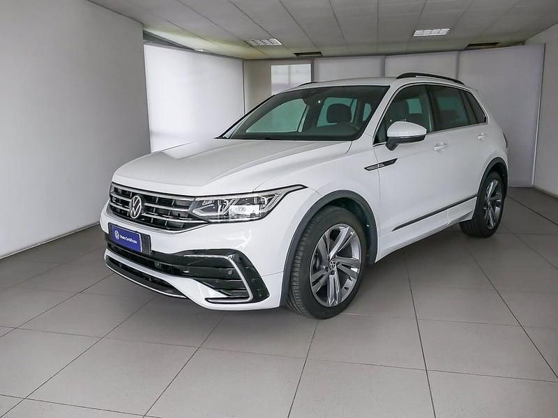 Usata VW Tiguan R-line 150 CV (110 kW) 2022 Pure white SUV