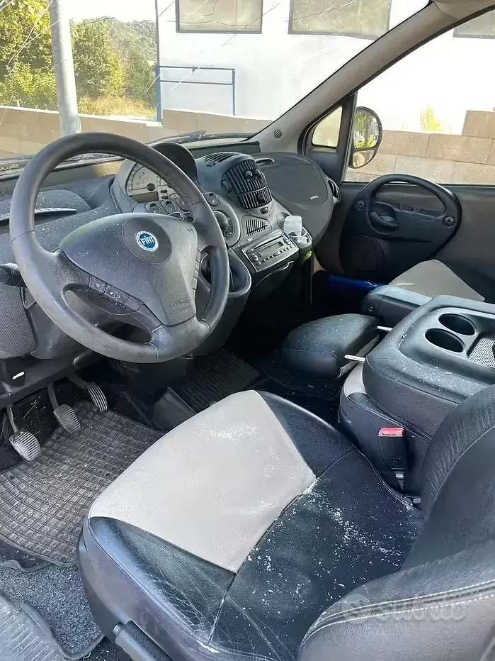 Usata Fiat Multipla 120 CV (88 kW) 2007 Marrone Monovolume