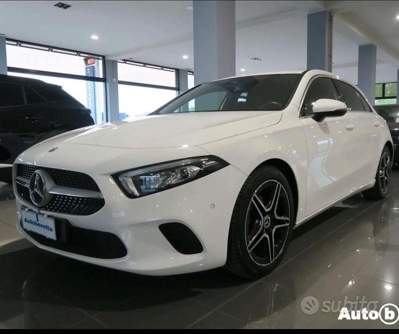 Usata Mercedes A180 136 CV (100 kW) 2019 Berlina