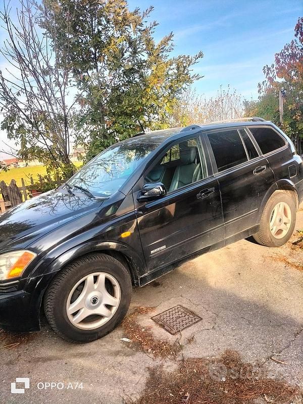 Usata Ssangyong (KGM) Kyron 141 CV (103 kW) 2006 Nero SUV