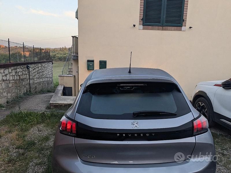 Usata Peugeot 208 100 CV (73 kW) 2020 Grigio Utilitaria