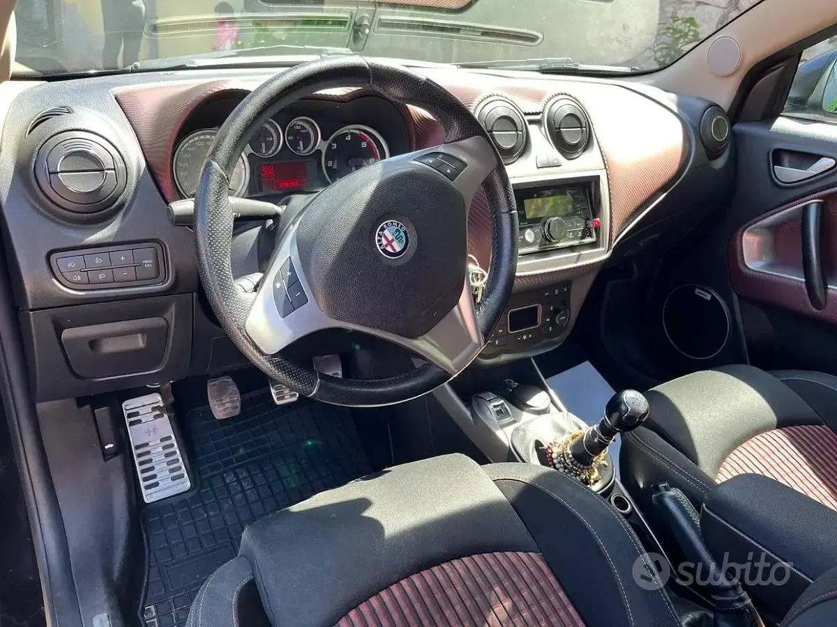 Usata Alfa Romeo MiTo 120 CV (88 kW) 2009 Nero Utilitaria