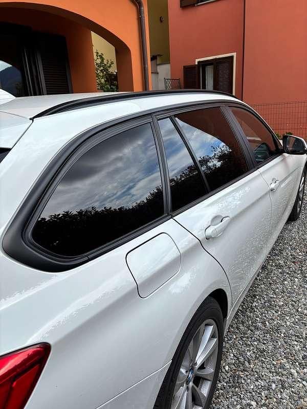 Usata BMW 318 Efficient Dynamics 150 CV (110 kW) 2019 Bianco Station wagon