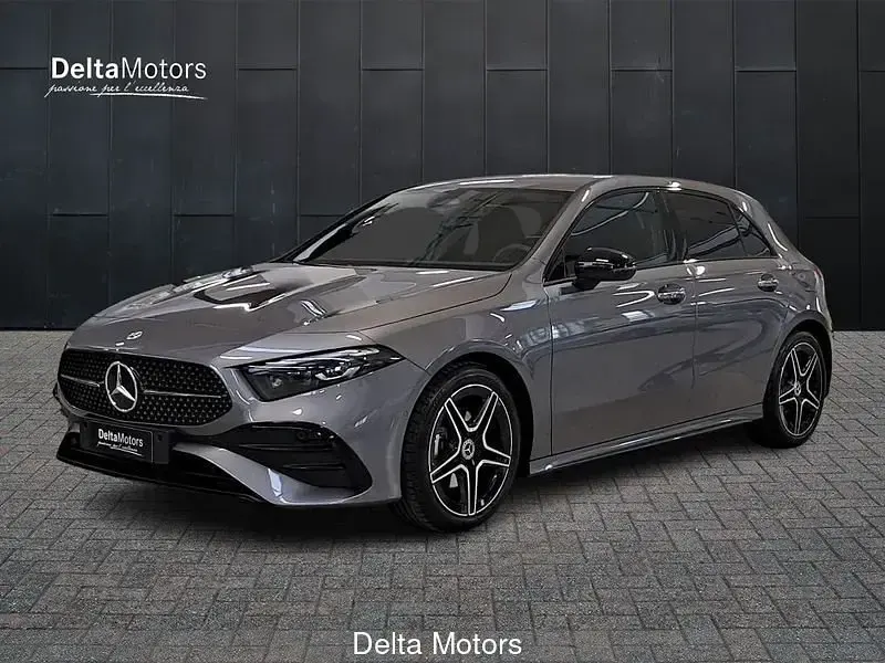Usata Mercedes A180 AMG line 116 CV (85 kW) 2026 Berlina