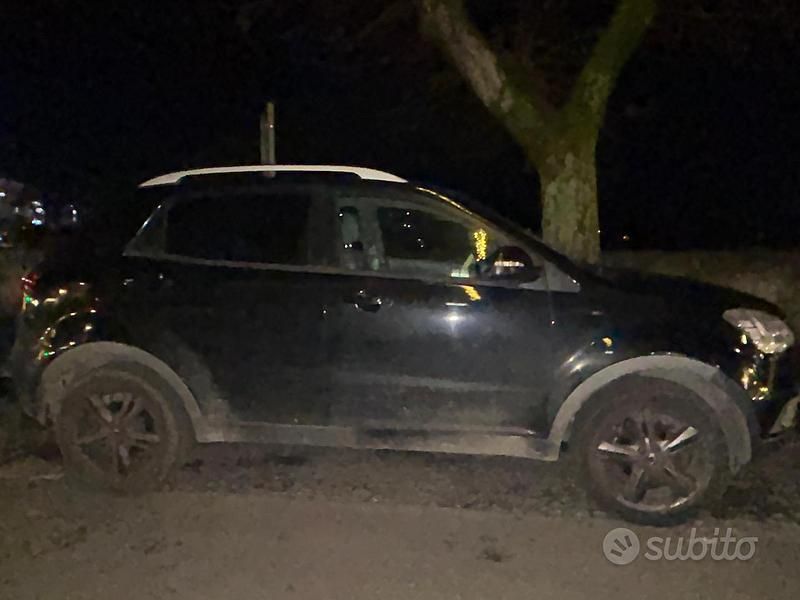 Usata Ssangyong (KGM) Korando 2011 Nero SUV