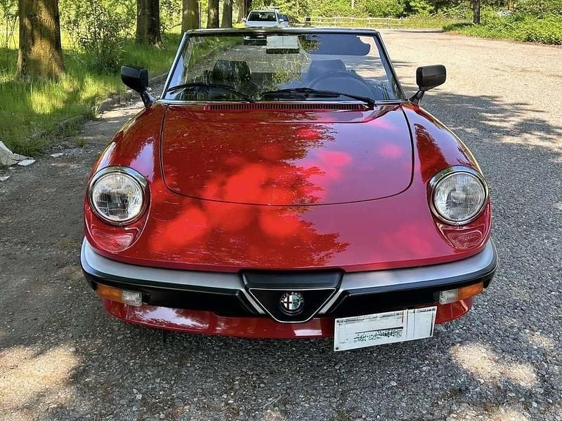 Usata Alfa Romeo Spider 103 CV (75 kW) 1986 Cabrio