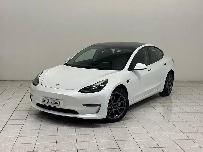 Usata Tesla Model 3 Long Range AWD 366 kW (498 CV) 2021 Berlina