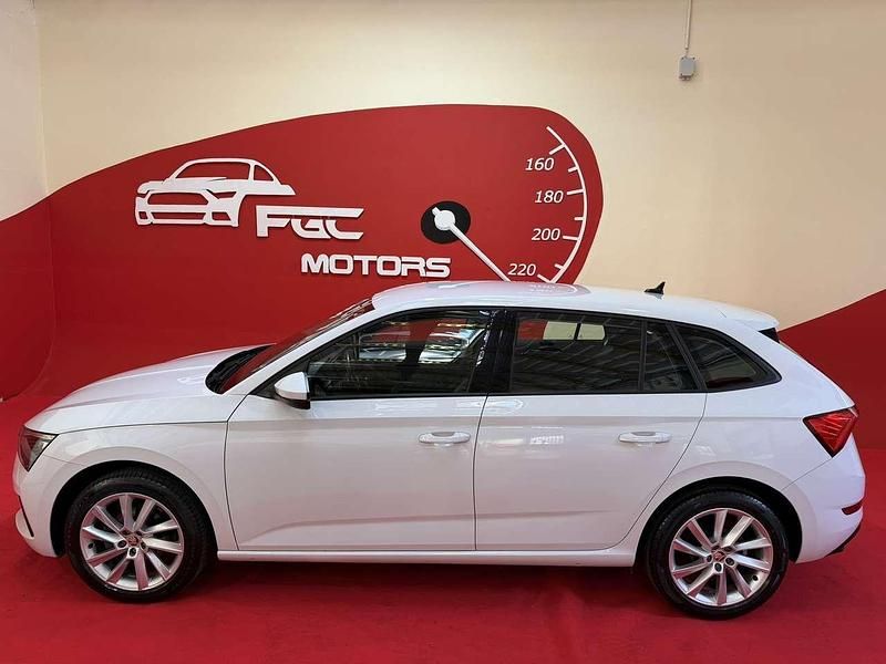 Usata Skoda Scala Style 110 CV (80 kW) 2022 Bianco Utilitaria