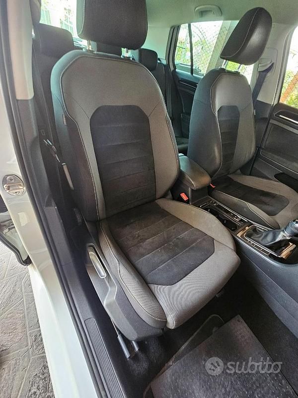 Usata VW Golf VII 110 CV (80 kW) 2015 Bianco Berlina