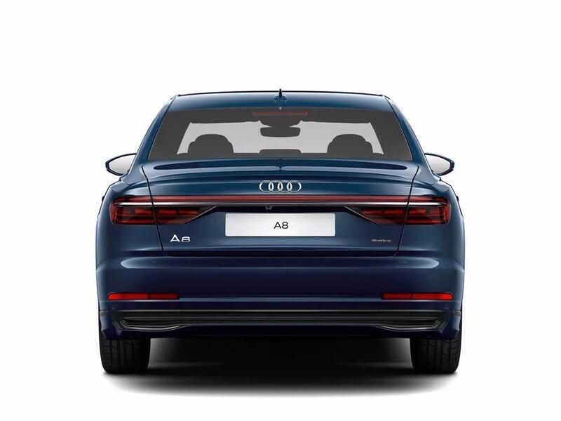 Usata Audi A8 Ambiente 286 CV (210 kW) 2023 Blu/azzurro metallizzato Berlina