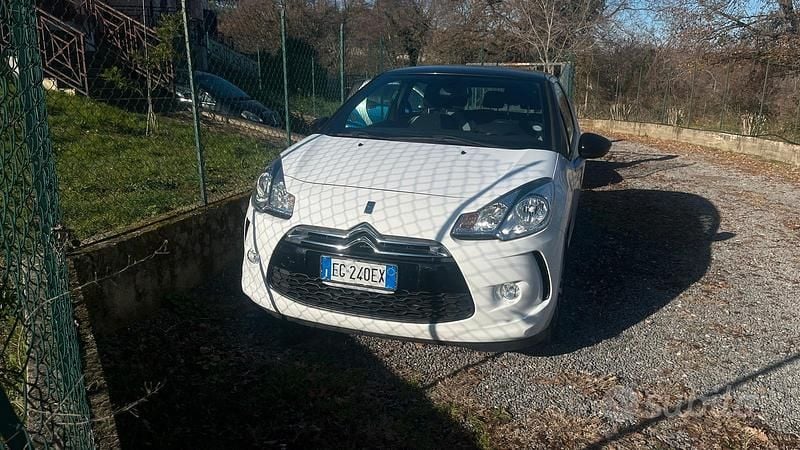Usata Citroën DS3 95 CV (69 kW) 2010 Bianco Utilitaria