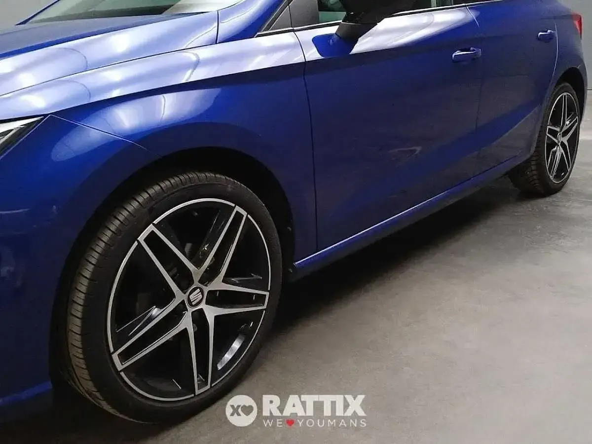 Usata Seat Ibiza FR 90 CV (66 kW) 2019 Blu Utilitaria
