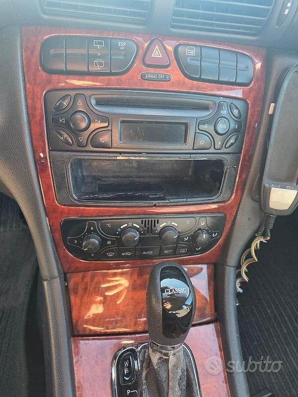 Usata Mercedes C220 Avantgarde 142 CV (104 kW) 2002 Grigio Station wagon