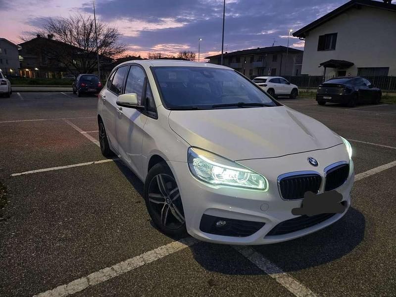 Usata BMW 216 Active Tourer Sport Line 116 CV (85 kW) 2017 Monovolume