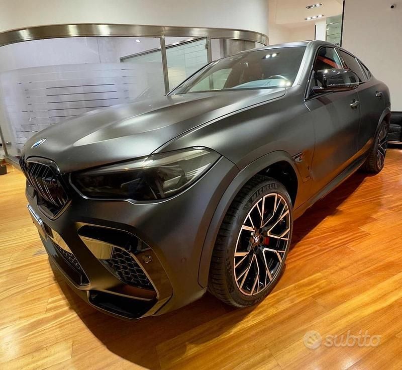Usata BMW X6 M Efficient Dynamics 625 CV (459 kW) 2023 Nero SUV