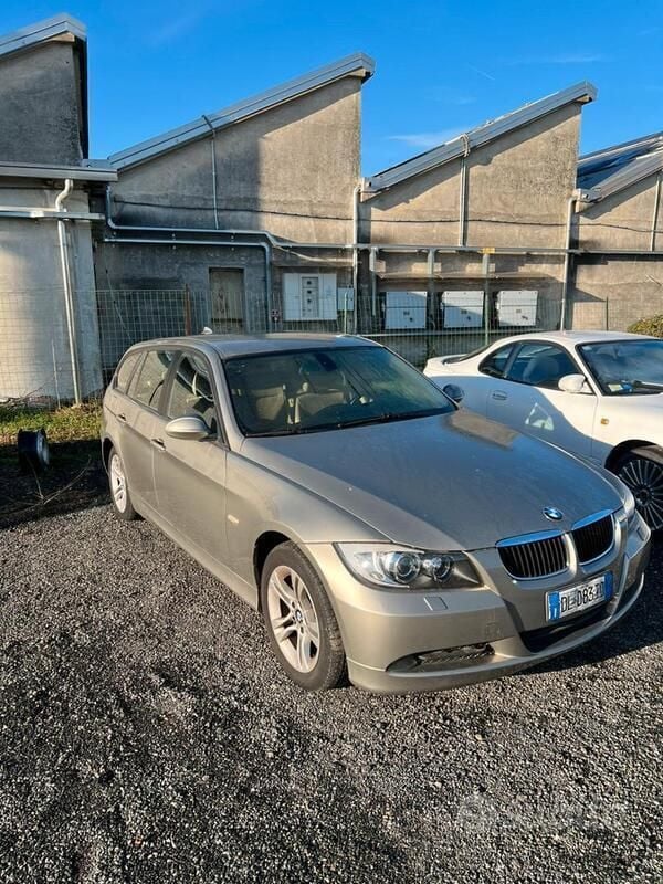Usata BMW 320 177 CV (130 kW) 2007 Grigio Station wagon
