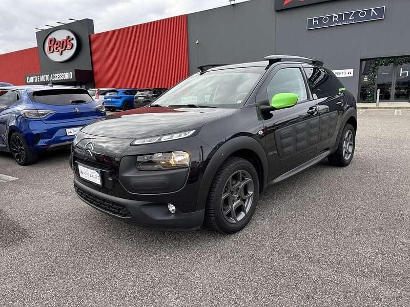 Usata Citroën C4 Feel 82 CV (60 kW) 2018 Nero SUV