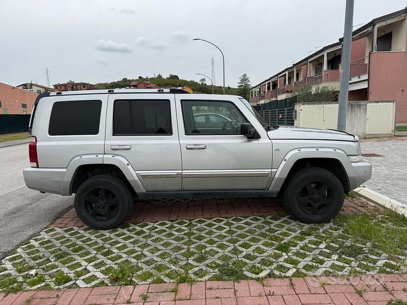 Usata Jeep Commander 2009 SUV