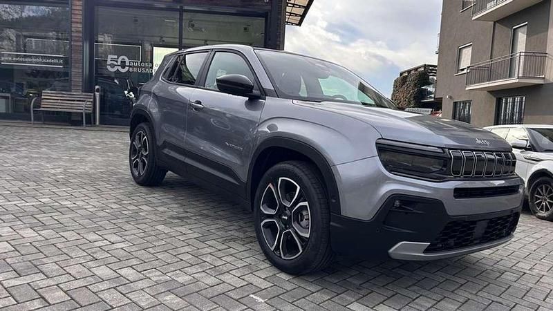 Nuova Jeep Avenger Summit 110 CV (80 kW) 2026 Grigio granito metallizzato SUV