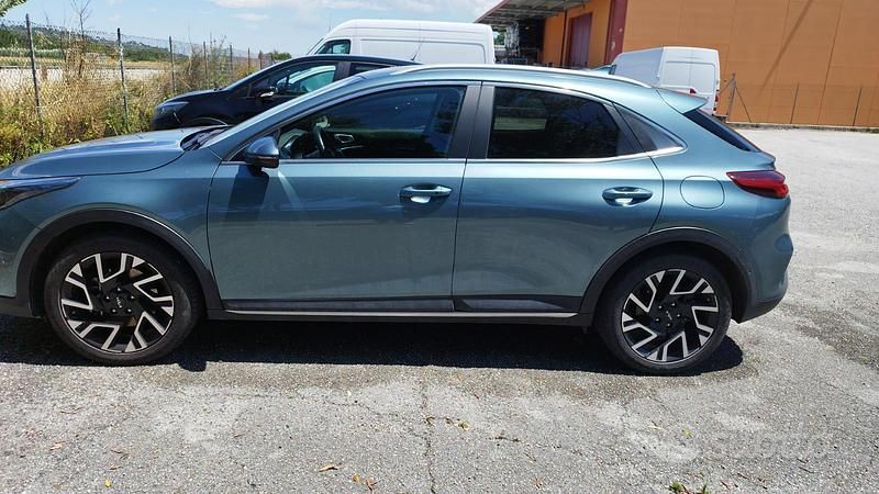 Usata Kia XCeed Style 136 CV (100 kW) 2022 Verde SUV