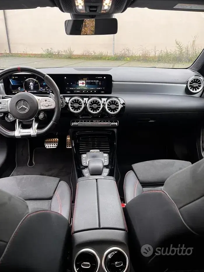 Begagnad Mercedes A35 AMG AMG 2021 Grå Halvkombi