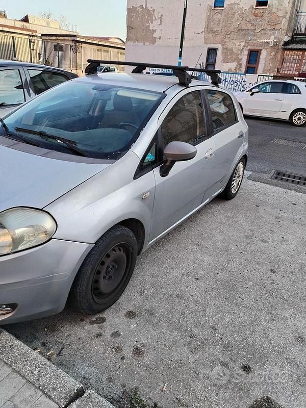 Usata Fiat Grande Punto 77 CV (56 kW) 2006 Grigio Utilitaria