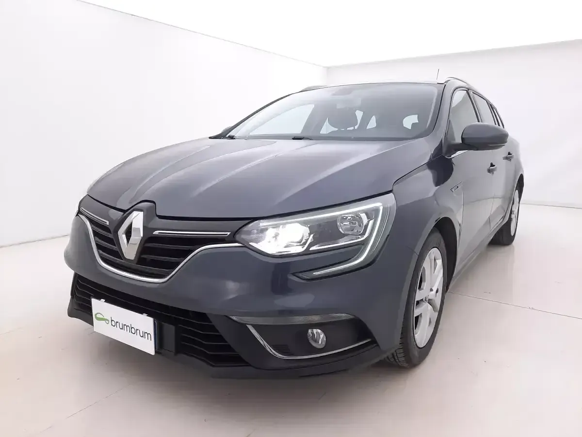 Usata Renault Mégane GrandTour Business 116 CV (85 kW) 2019 Grigiogrigio Station wagon