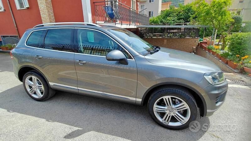 Usata VW Touareg Executive 204 CV (150 kW) 2017 Argento SUV