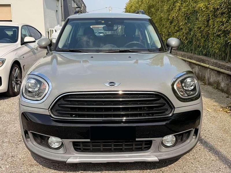 Usata Mini One Countryman 102 CV (75 kW) 2017 Grigio SUV