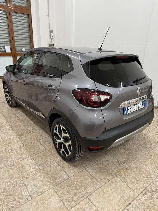 Usata Renault Captur Zen 90 CV (66 kW) 2018 SUV