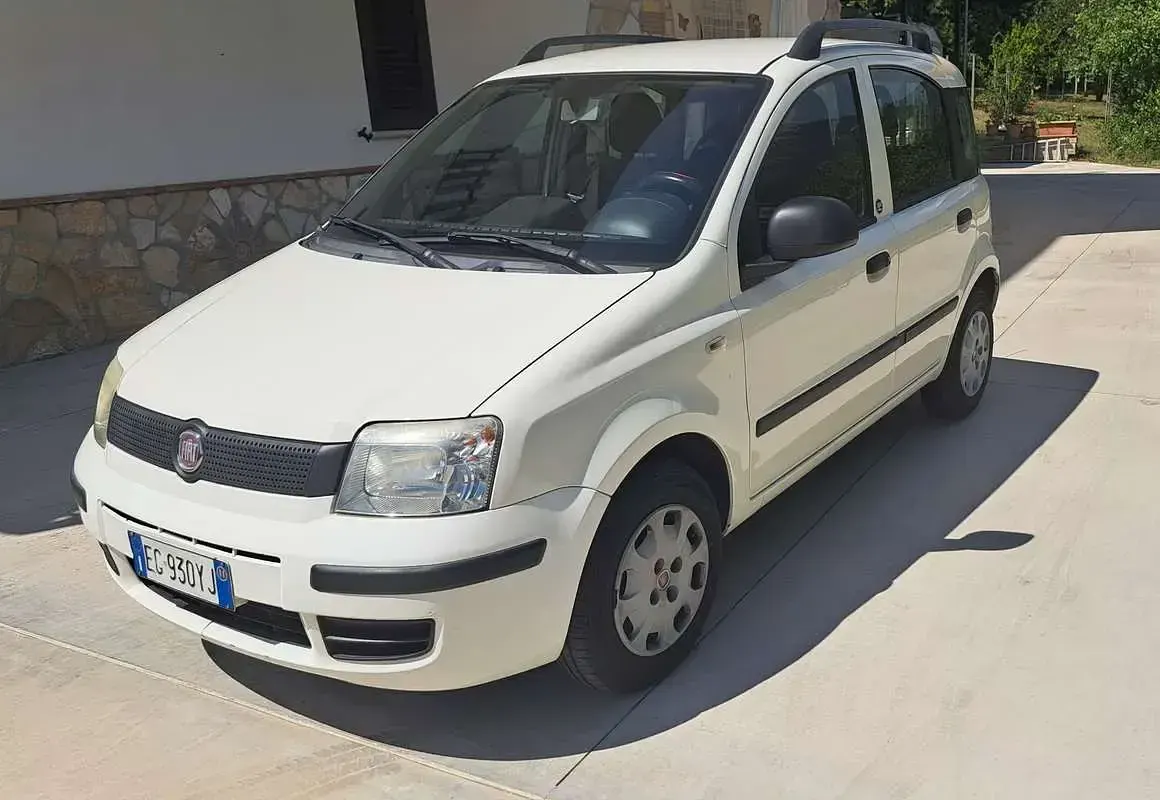 Usata Fiat Panda 75 CV (55 kW) 2011 Bianco Utilitaria