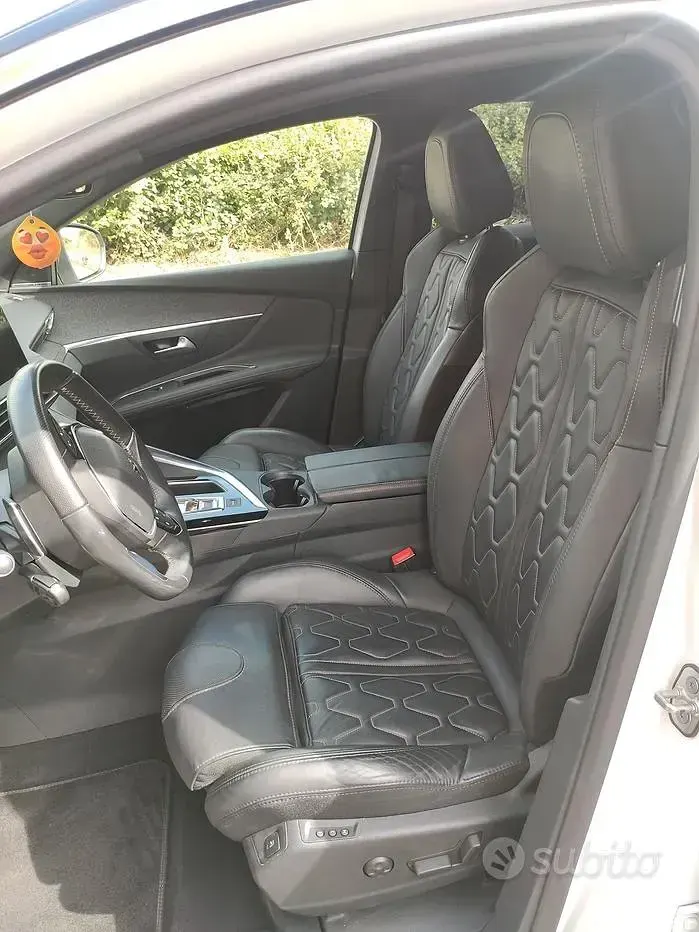 Usata Peugeot 3008 GT-line 120 CV (88 kW) 2017 Bianco SUV