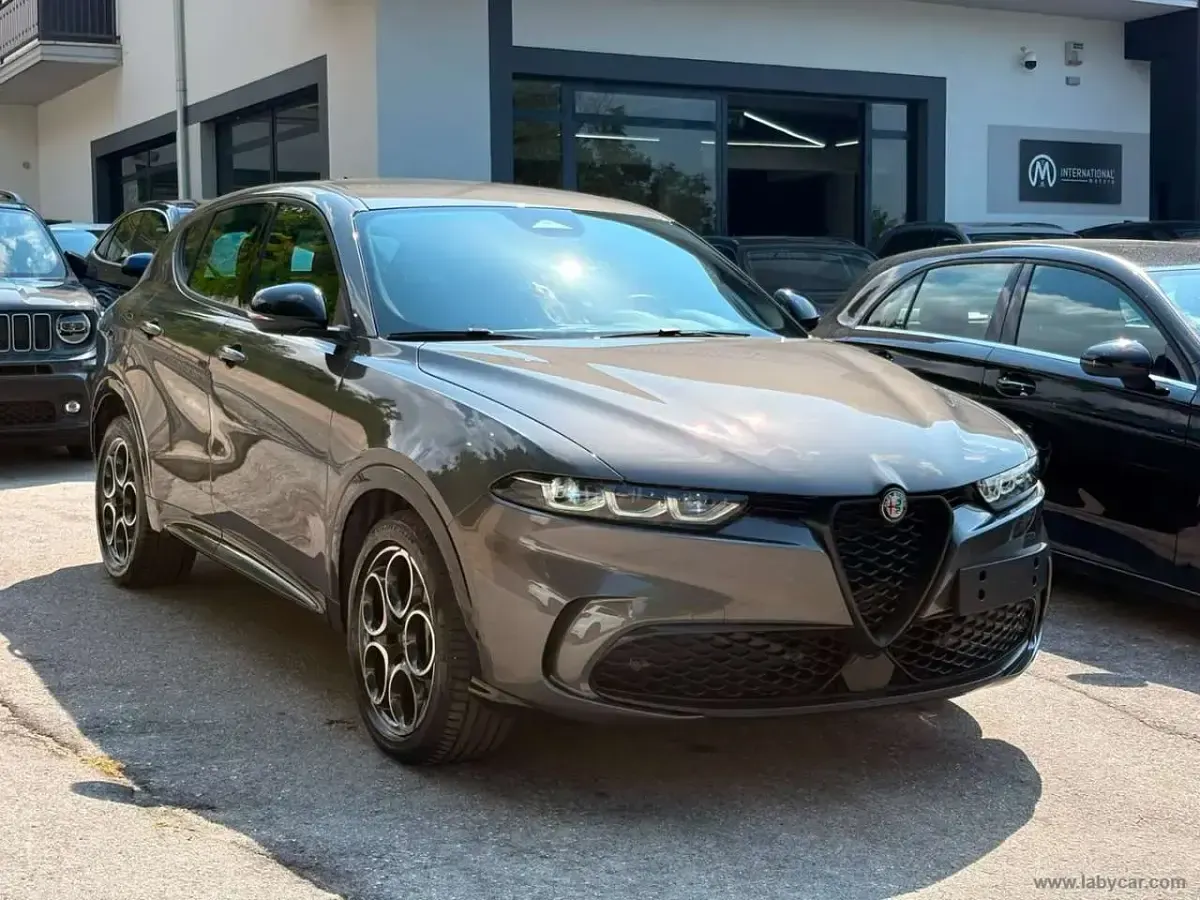 Usata Alfa Romeo Tonale Sprint 131 CV (96 kW) 2024 Grigio SUV