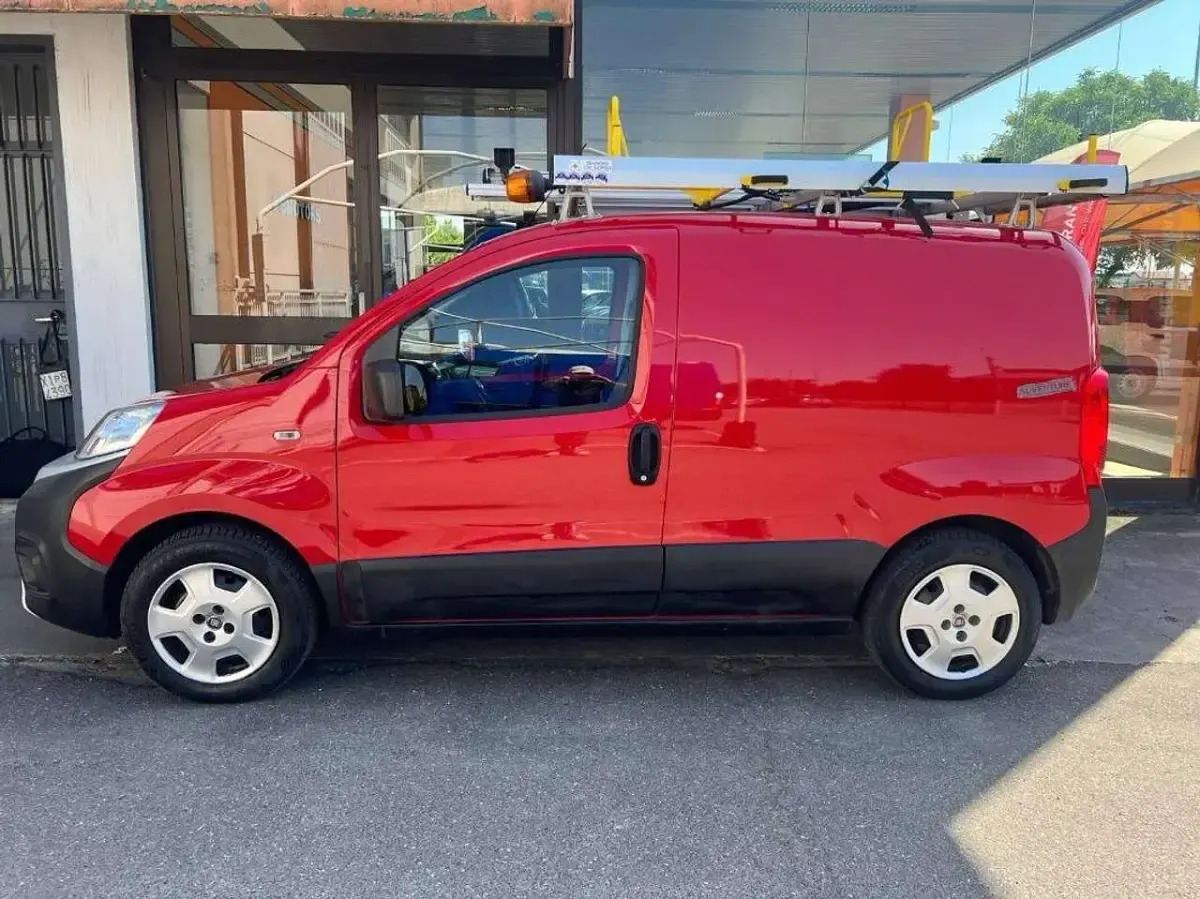 Usata Fiat Fiorino 95 CV (69 kW) 2018 Rosso Monovolume