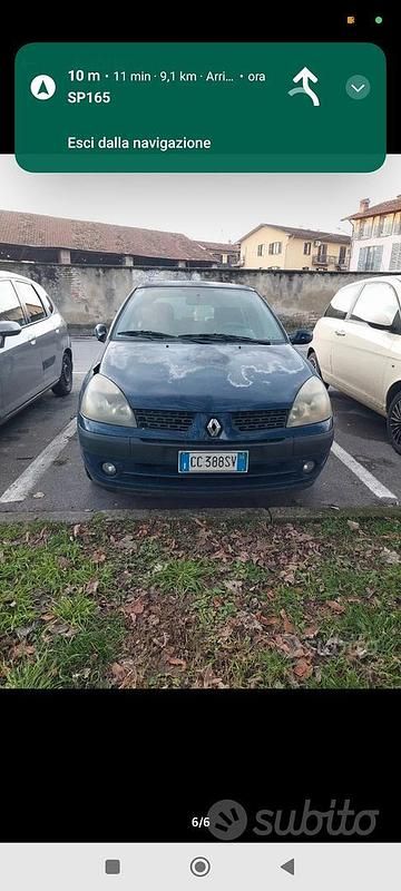 Usata Renault Clio II 2002 Blu Berlina