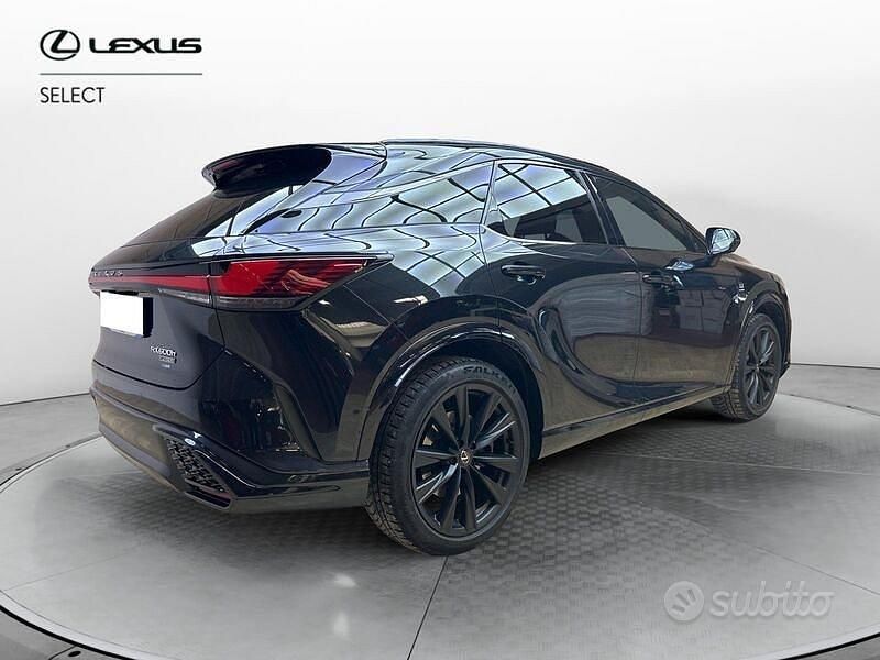 Usata Lexus RX500h Sport Line 272 CV (200 kW) 2024 SUV