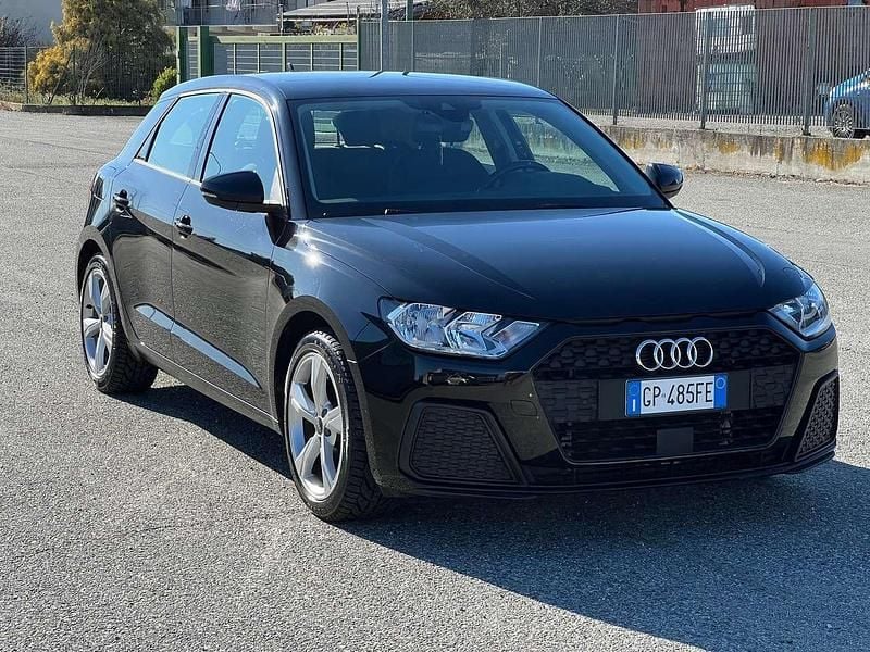 Usata Audi A1 Sportback Ambiente 95 CV (69 kW) 2023 Nero Utilitaria
