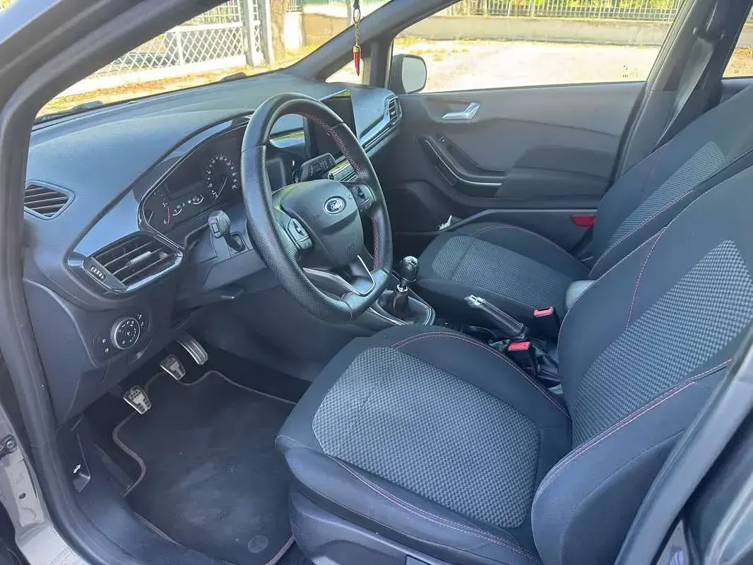 Usata Ford Fiesta ST-Line 86 CV (63 kW) 2020 Utilitaria