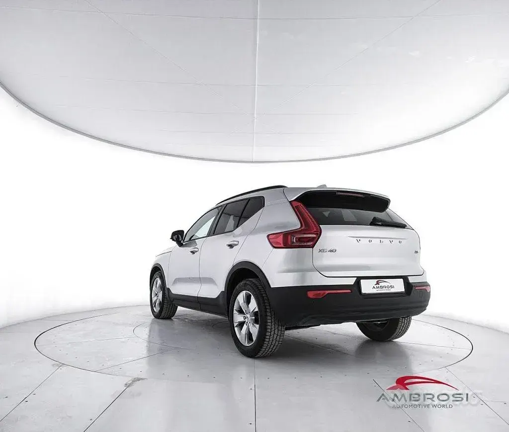 Usata Volvo XC40 R-Design 150 CV (110 kW) 2019 Grigio SUV