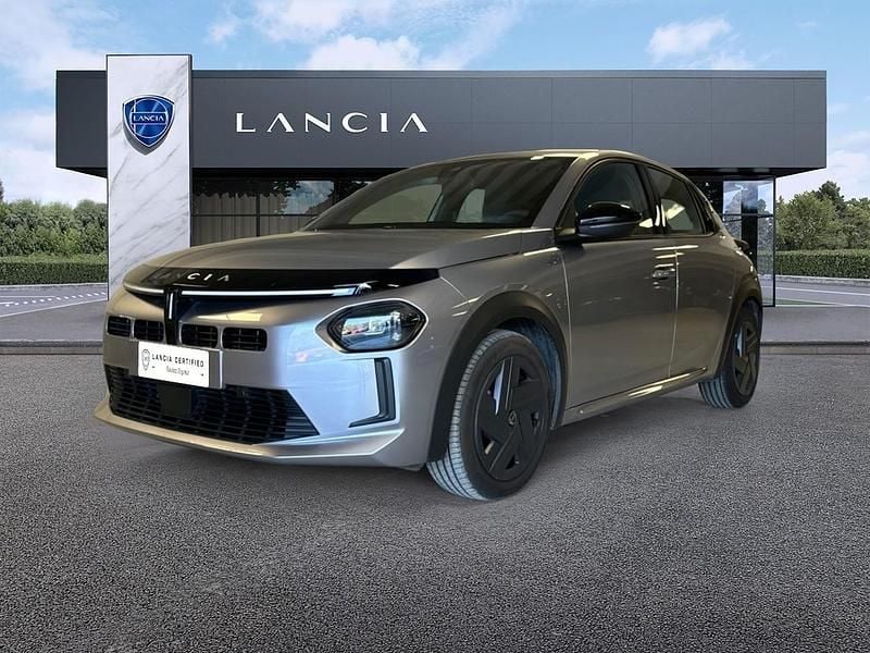 Usata Lancia Ypsilon 101 CV (74 kW) 2025 Grigio Utilitaria