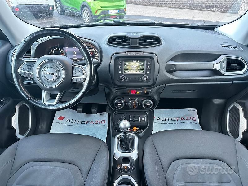 Usata Jeep Renegade Limited 120 CV (88 kW) 2015 Nero SUV