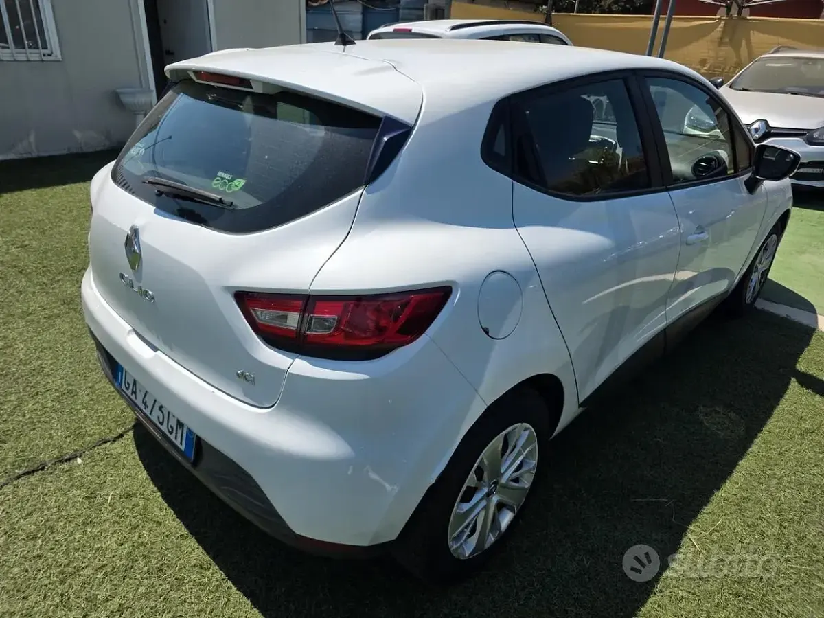Usata Renault Clio IV 75 CV (55 kW) 2016 Bianco Berlina