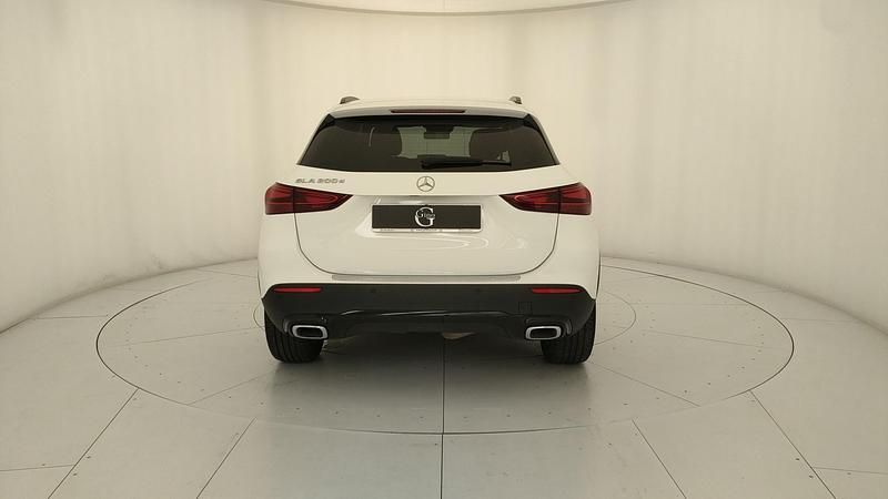 Usata Mercedes GLA200 Advanced Plus 150 CV (110 kW) 2024 Bianco SUV
