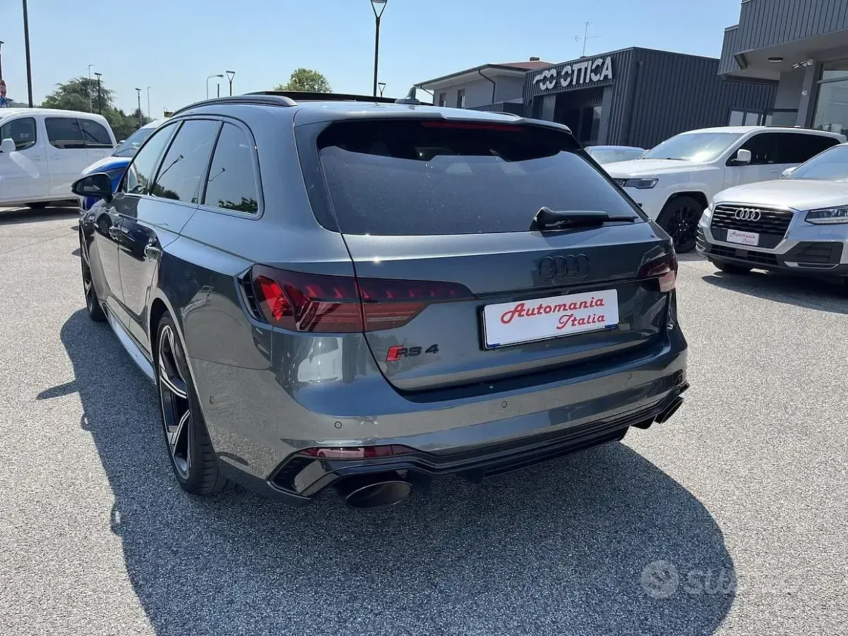 Usata Audi RS4 Sport 450 CV (330 kW) 2020 Grigio Station wagon